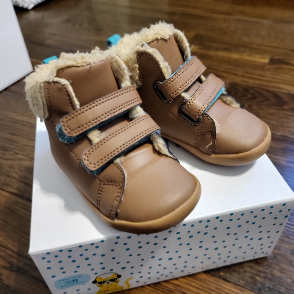 Ten Little Furry High Top Brown Size 6.5